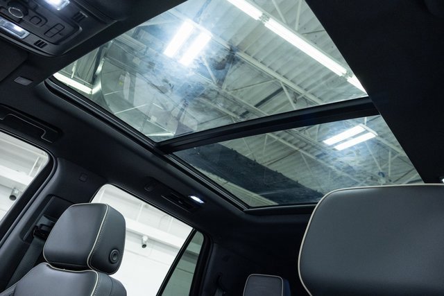 Used 2023 Chevrolet Tahoe Premier image 12