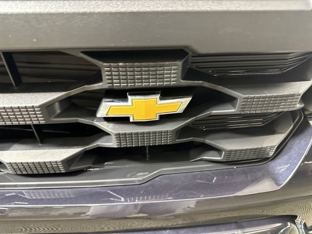 Used 2023 Chevrolet Silverado 1500 Custom image 9