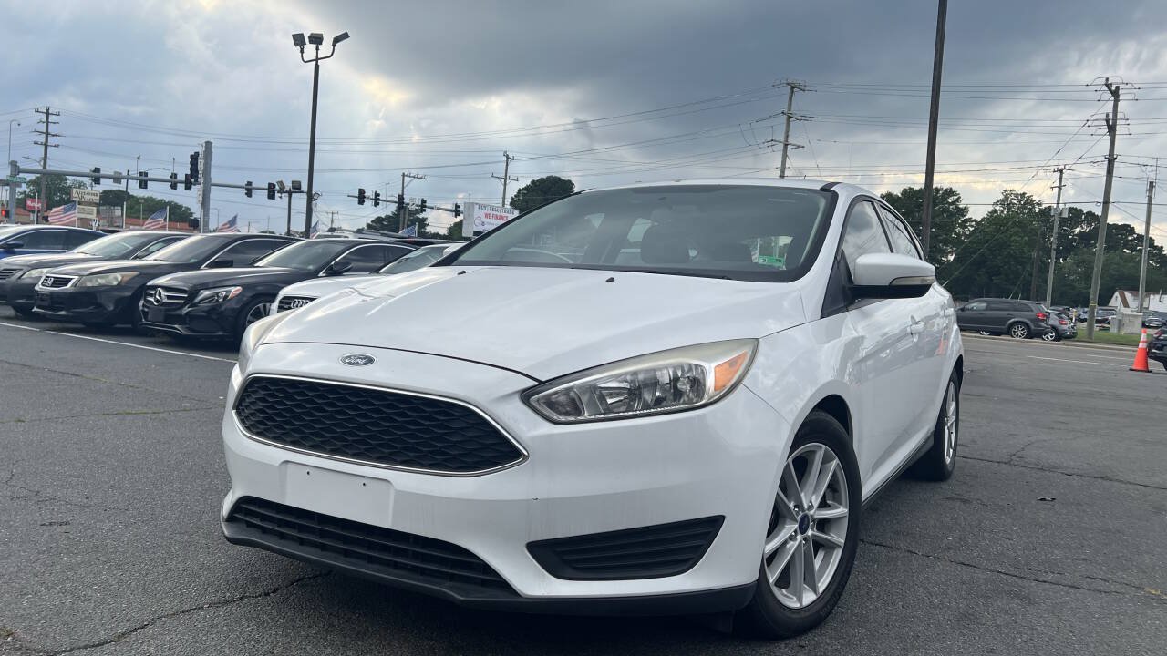 Used 2017 Ford Focus SE FWD image 13