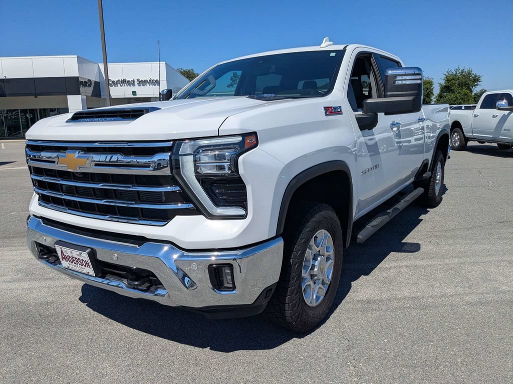 Used 2024 Chevrolet Silverado 2500 LTZ w/ LTZ Plus Package AWD/4WD image 8