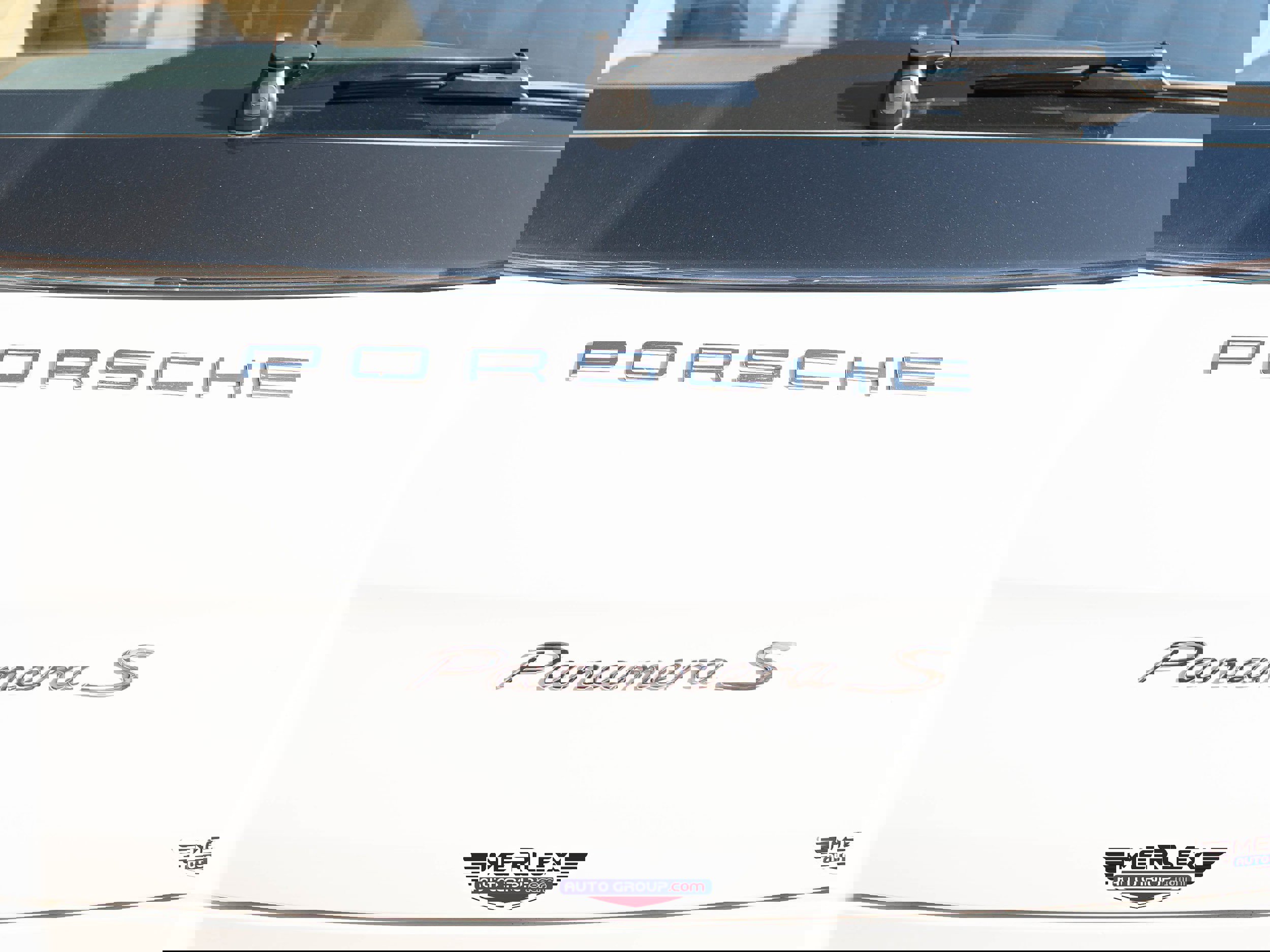 Used 2015 Porsche Panamera S w/ Premium Package Plus image 46