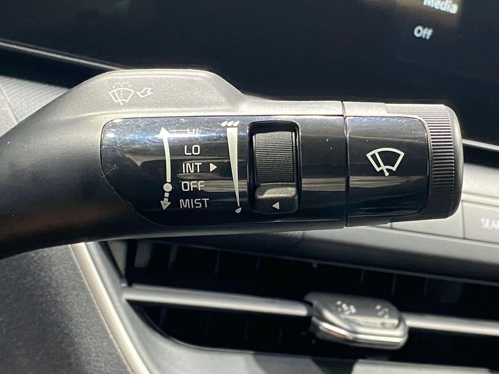 New 2026 Kia K4 FWD image 24