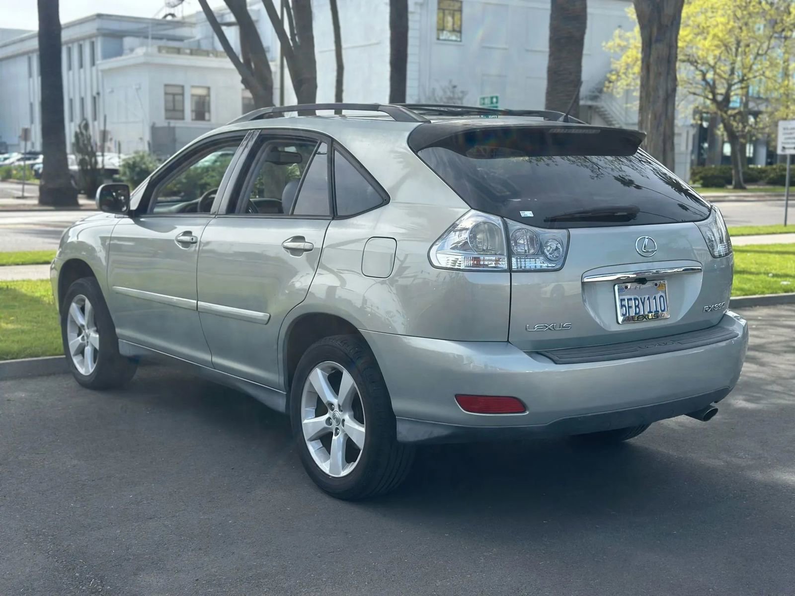 Used 2004 Lexus RX 330 FWD image 6