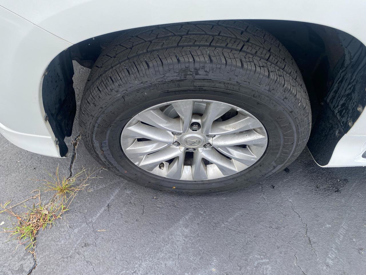Used 2014 Lexus GX 460 w/ Premium Package AWD/4WD image 5