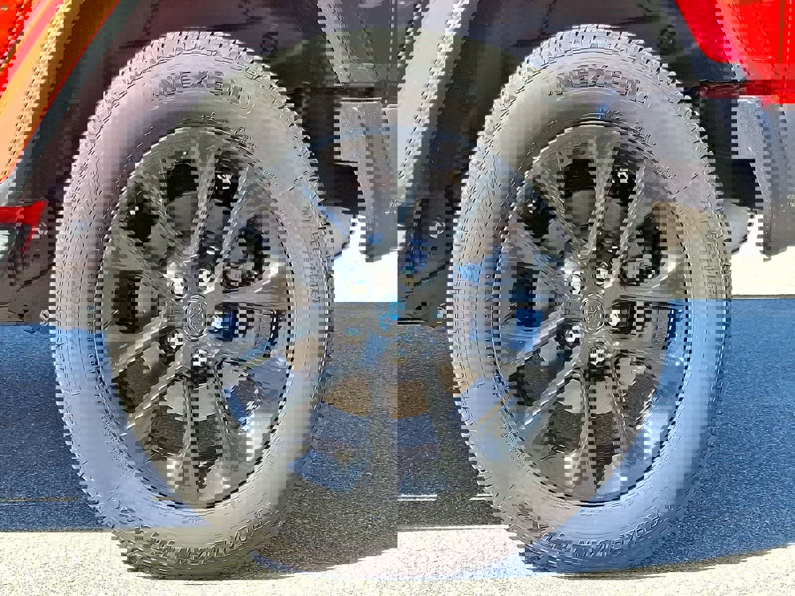 Used 2025 Jeep Wrangler Sahara image 37