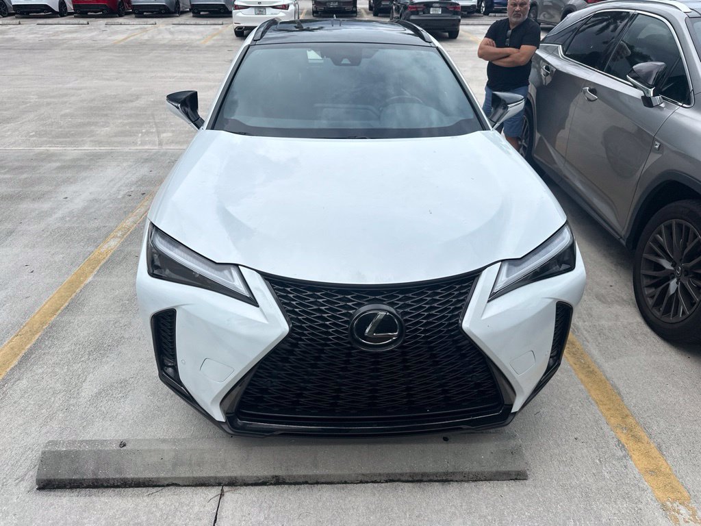 Used 2024 Lexus UX 250h F Sport FWD image 4