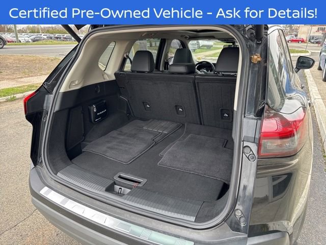 Used 2022 Nissan Rogue SV w/ SV Premium Package image 19