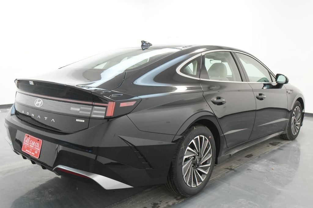 New 2026 Hyundai Sonata SEL FWD image 9