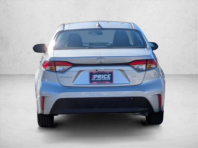 Used 2025 Toyota Corolla LE image 7