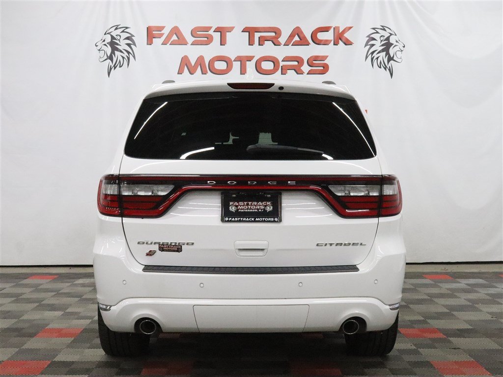 Used 2019 Dodge Durango Citadel w/ Technology Group AWD/4WD image 5