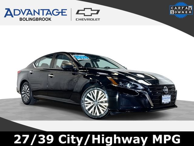 Used 2024 Nissan Altima 2.5 SV image 1