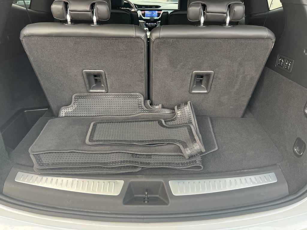 Certified 2024 Cadillac XT6 Sport w/ Technology Package AWD/4WD image 18