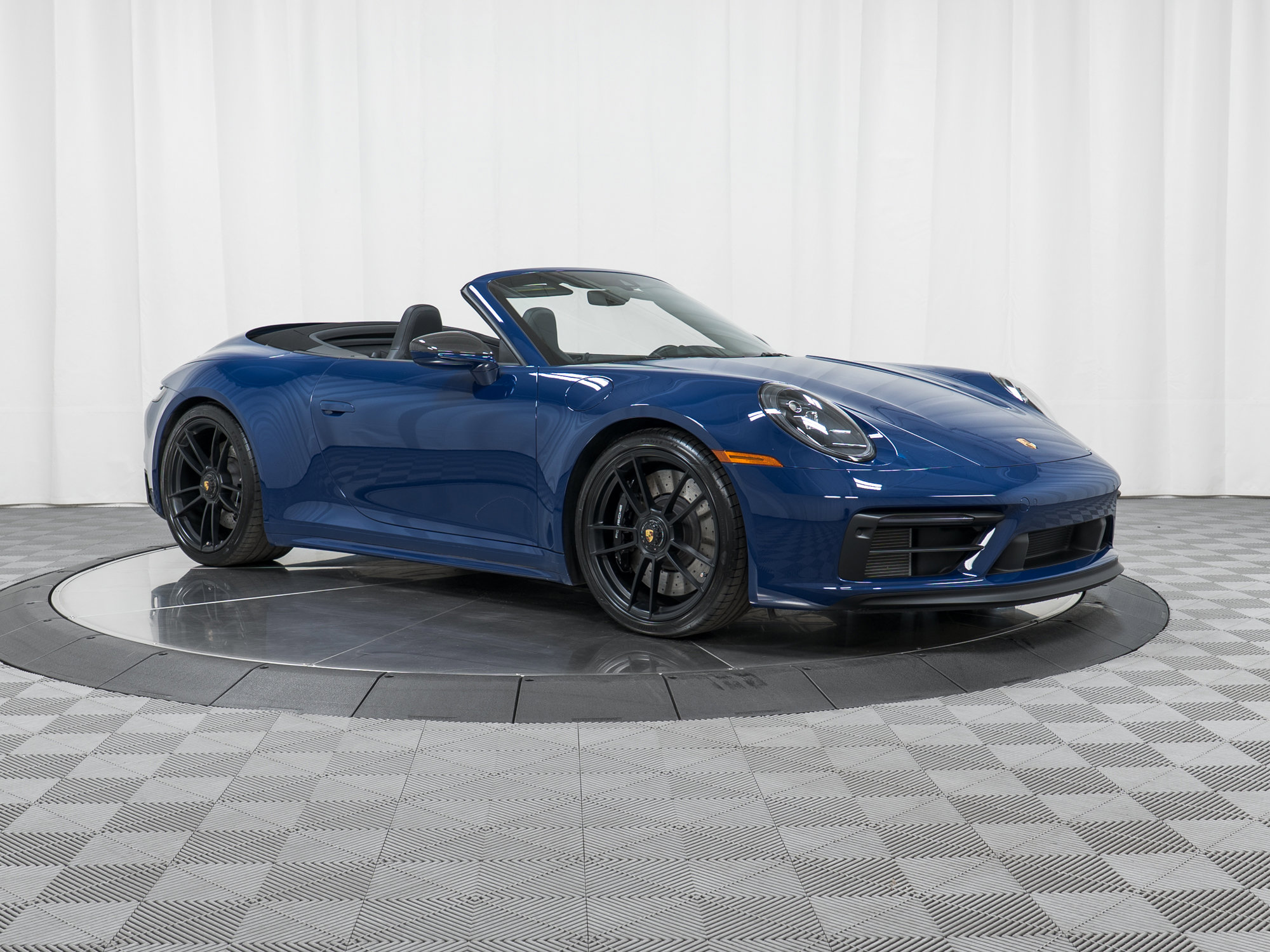 Certified 2022 Porsche 911 Carrera 4 GTS image 9