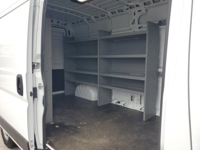 Used 2025 RAM ProMaster 2500 w/ Convenience Group FWD image 10
