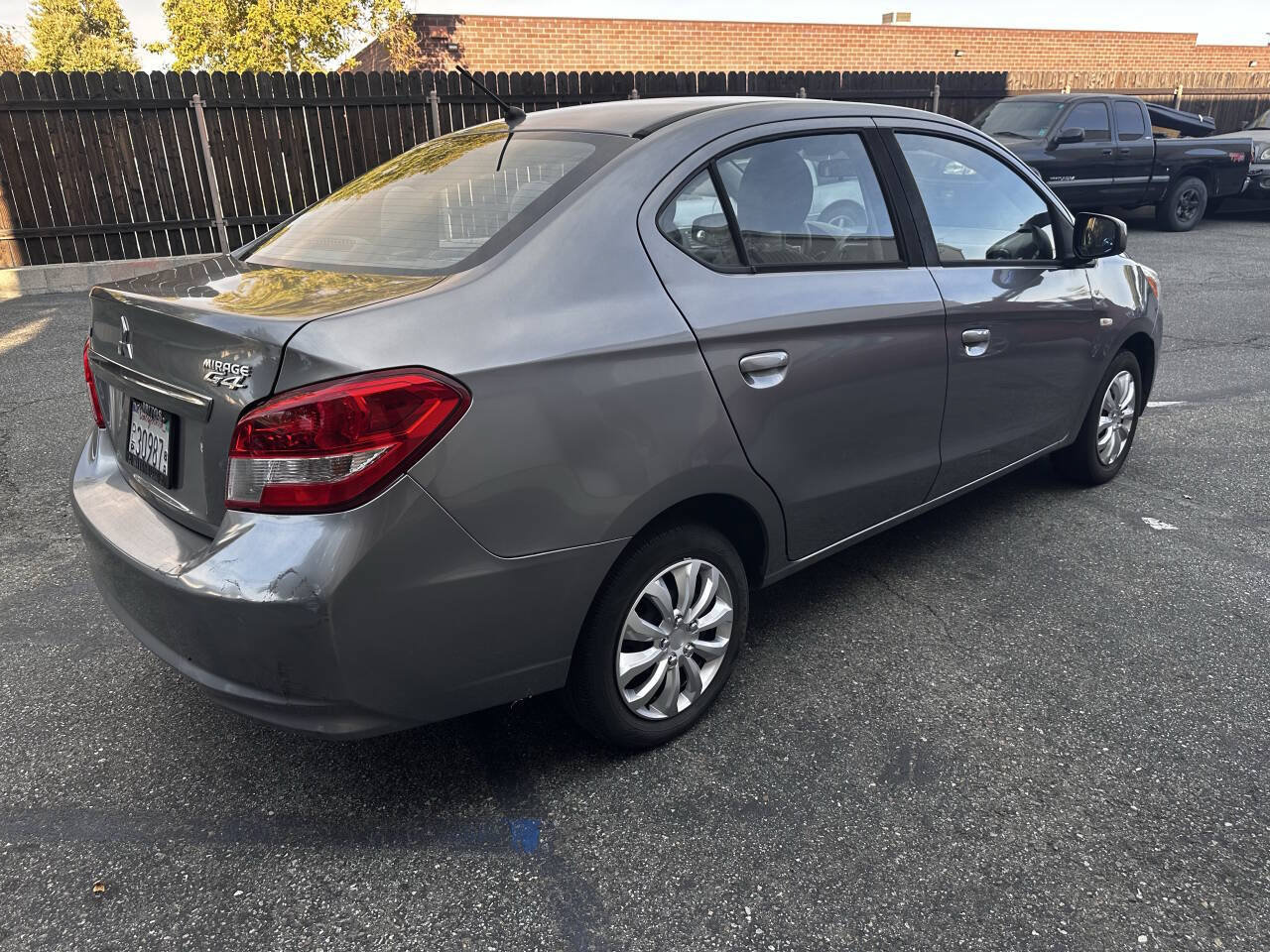 Used 2018 Mitsubishi Mirage G4 ES FWD image 4