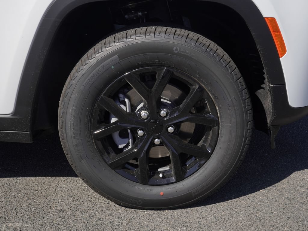 New 2026 Jeep Grand Cherokee Altitude AWD/4WD image 10