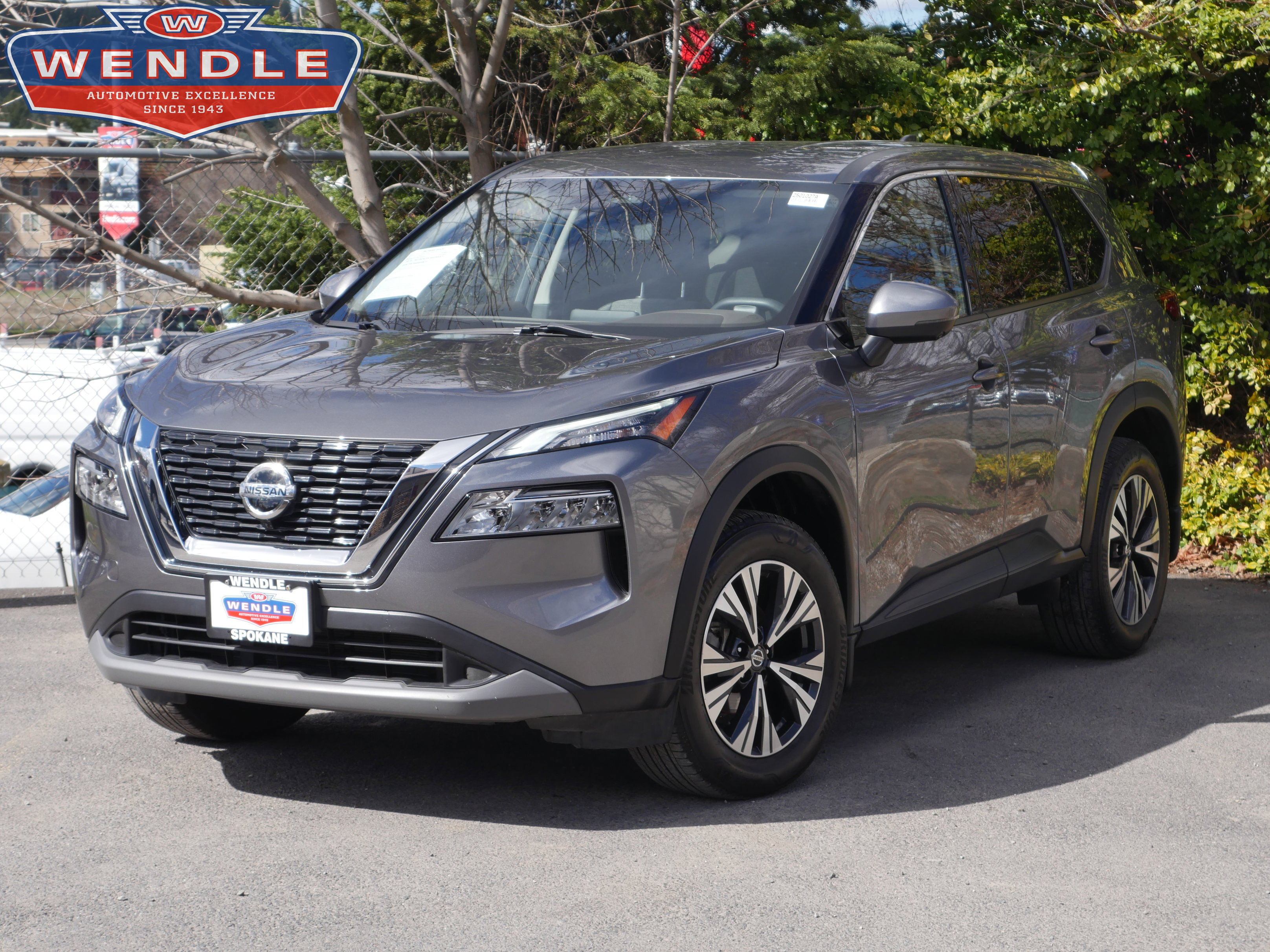 Certified 2021 Nissan Rogue SV image 1