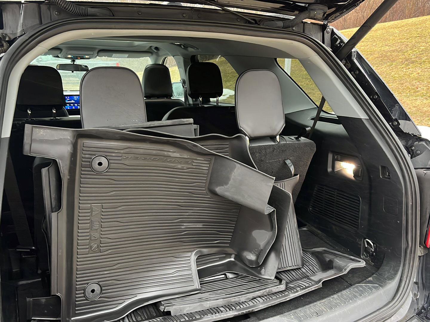 Used 2023 Ford Explorer XLT w/ Equipment Group 202A image 24