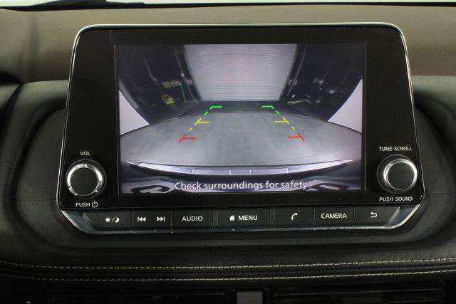 Certified 2022 Nissan Rogue SV FWD image 29