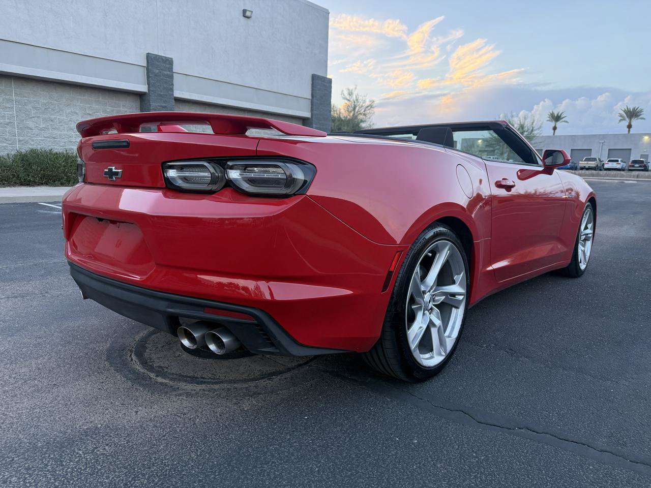 Used 2022 Chevrolet Camaro SS RWD image 3