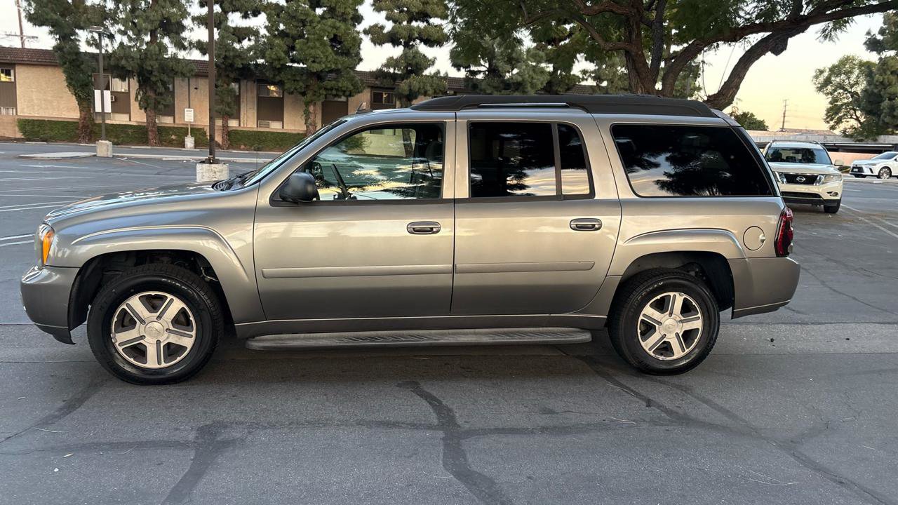 Used 2006 Chevrolet TrailBlazer 2WD w/ LT Package 1 image 2