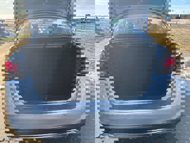 Used 2021 Nissan Versa SV image 24