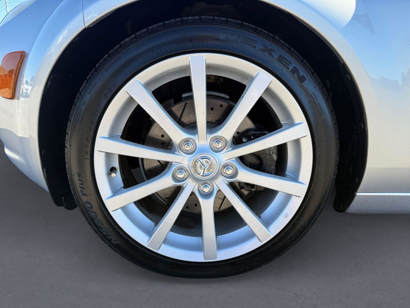 Used 2006 MAZDA MX-5 Miata Grand Touring w/ Premium Pkg image 10