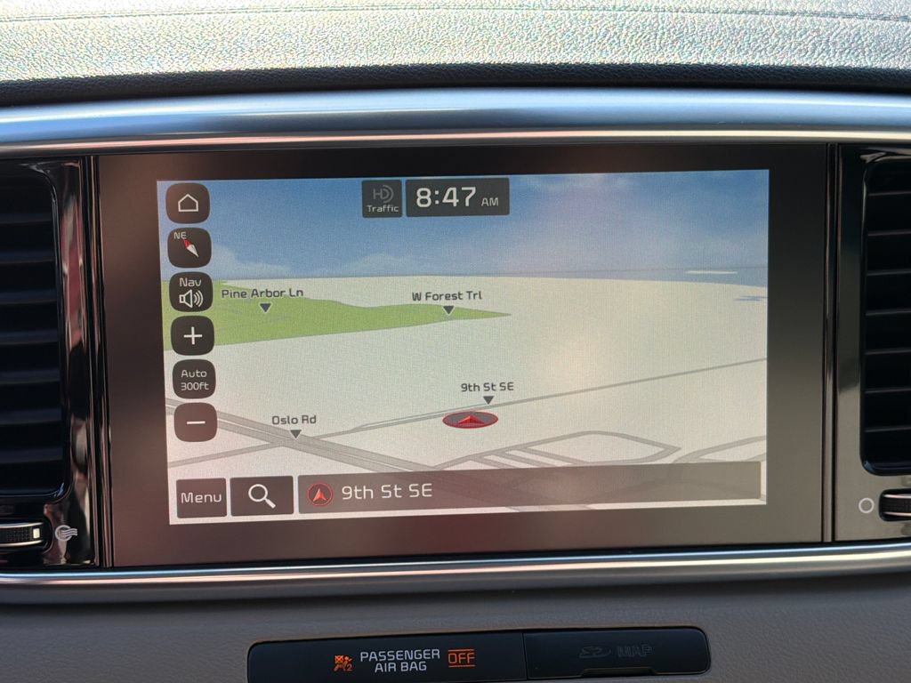 Used 2022 Kia Sportage EX w/ EX Technology Package FWD image 28