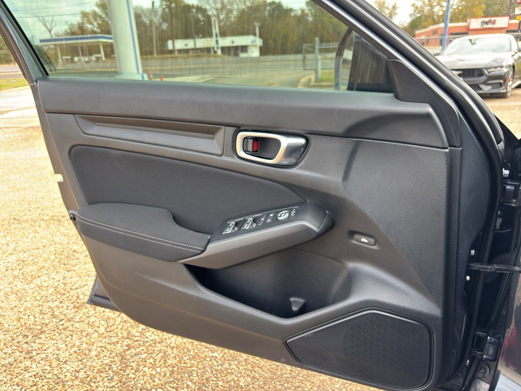 Used 2025 Honda Civic Sport image 21
