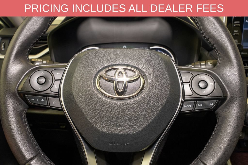 Used 2021 Toyota RAV4 Limited AWD/4WD image 20