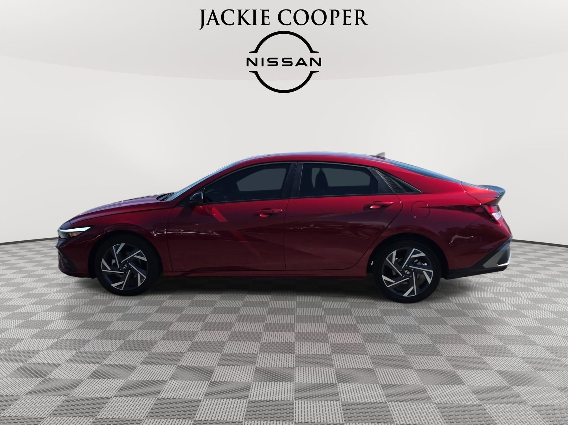 Used 2025 Hyundai Elantra Sport FWD image 8