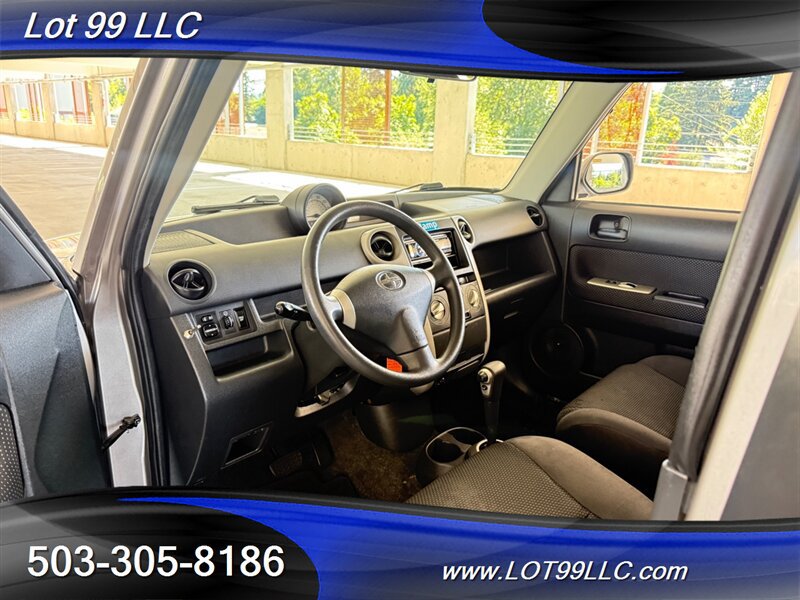 Used 2005 Scion xB FWD image 39