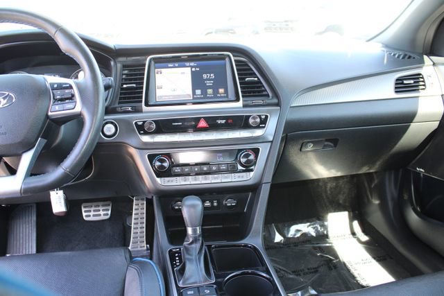Used 2019 Hyundai Sonata Limited w/ Cargo Package image 14