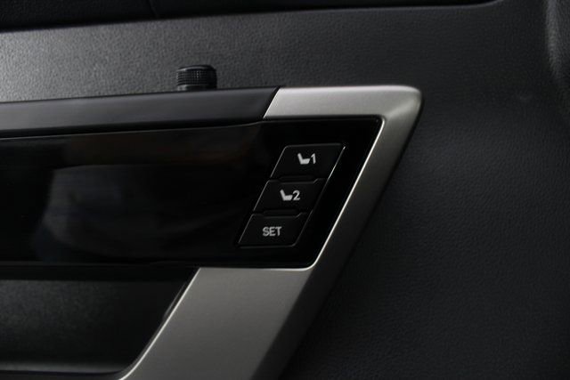 Used 2024 Toyota Tundra Limited image 18