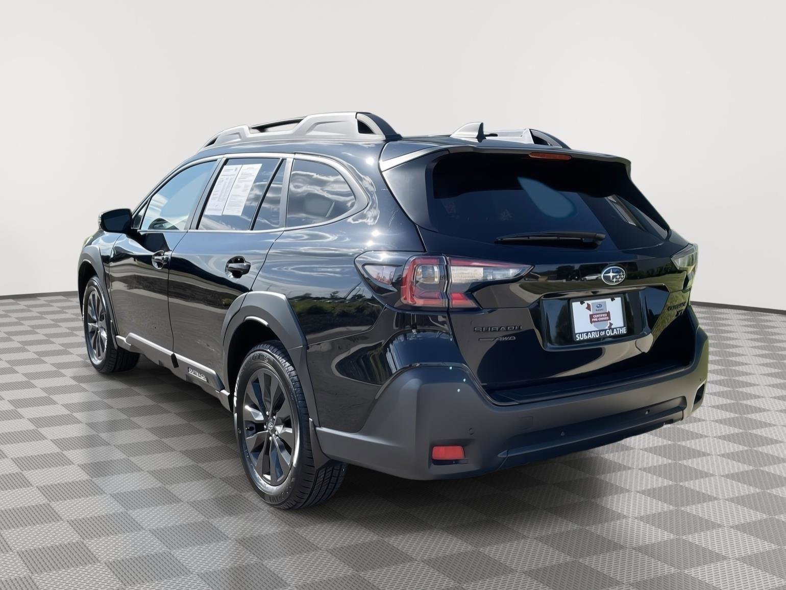 Certified 2023 Subaru Outback Onyx Edition XT AWD/4WD image 23