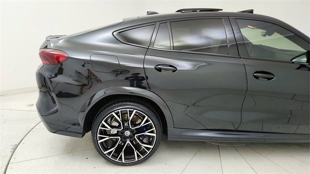 Used 2023 BMW X6 M image 12