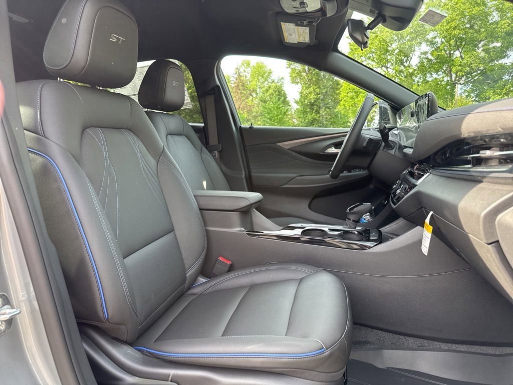 New 2026 Buick Envista Sport Touring w/ Convenience I Package FWD image 11