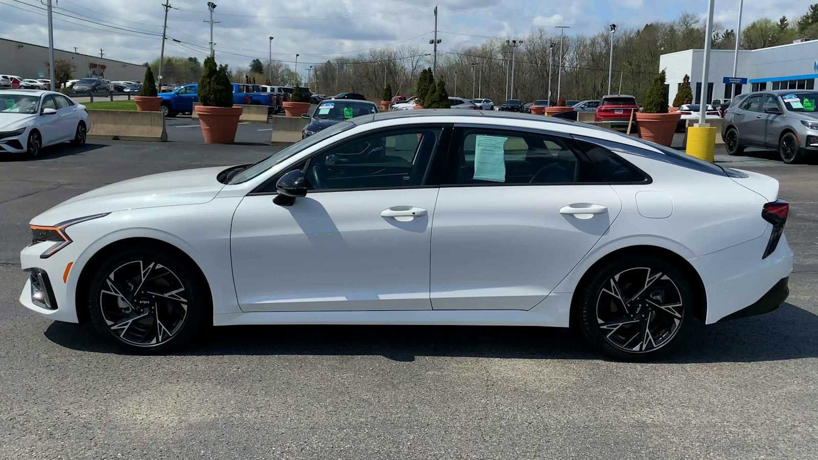 Used 2025 Kia K5 GT-Line w/ GT-Line Premium Package image 5