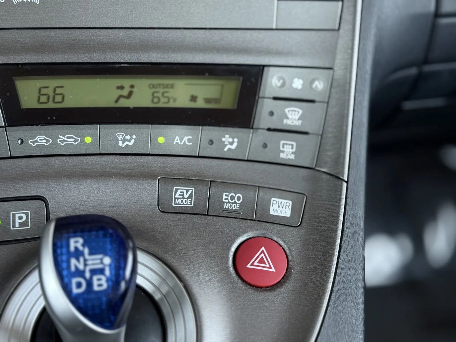 Used 2013 Toyota Prius Three image 26