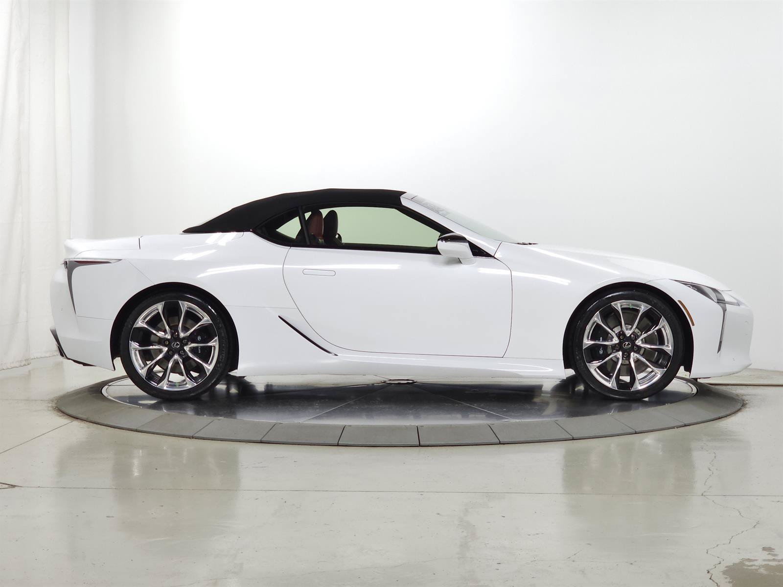 Certified 2023 Lexus LC 500 Convertible w/ Touring Package RWD image 11