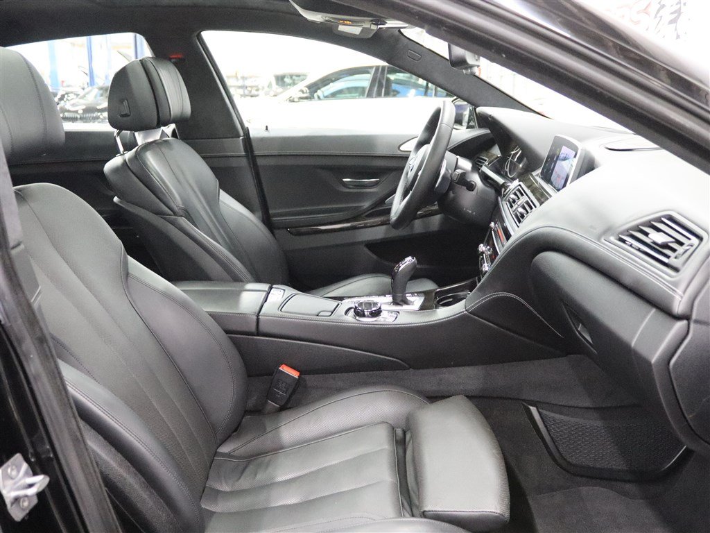 Used 2019 BMW 650i Gran Coupe xDrive w/ Executive Package AWD/4WD image 31