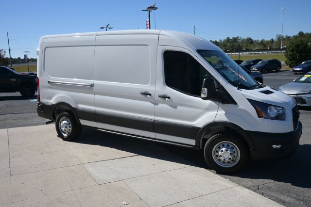 New 2027 Ford Transit 250 148 Medium Roof RWD image 5