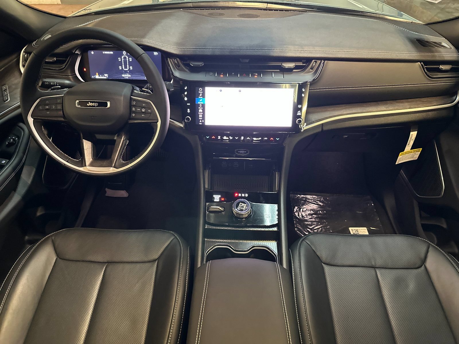New 2026 Jeep Grand Cherokee L Limited AWD/4WD image 12