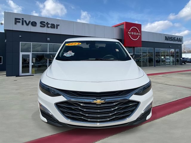 Used 2023 Chevrolet Malibu LS FWD image 2