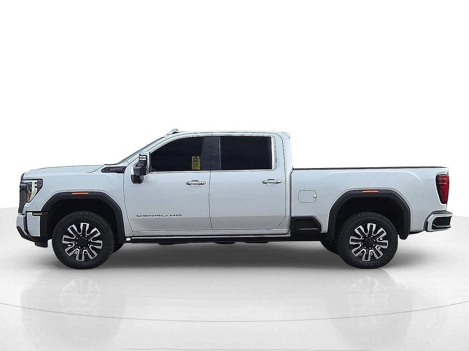 Used 2024 GMC Sierra 2500 Denali Ultimate image 3