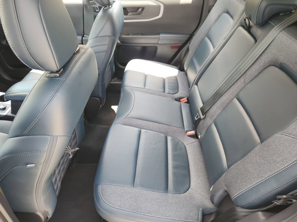 Used 2023 Ford Bronco Sport Outer Banks AWD/4WD image 19