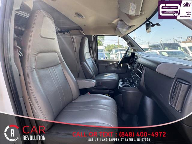 Used 2023 GMC Savana 2500 Extended w/ Driver Convenience Package image 34