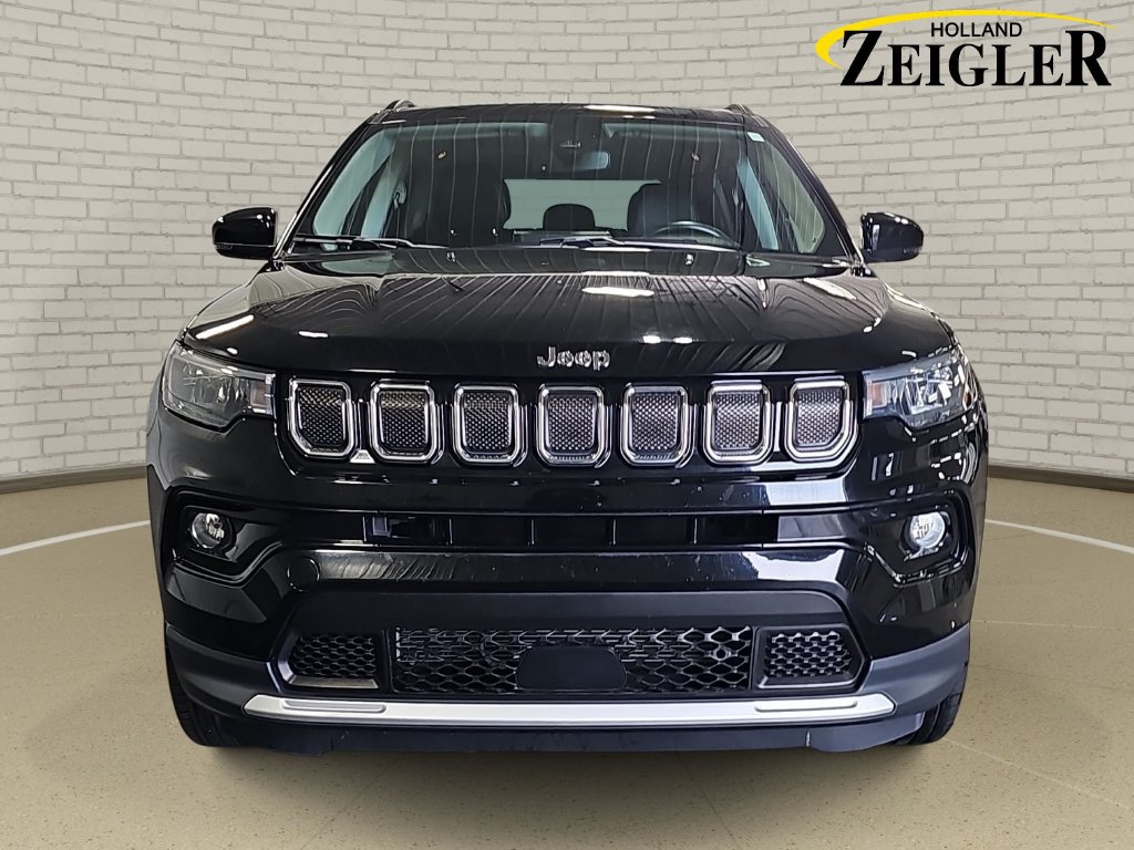 Used 2022 Jeep Compass Limited w/ Sun and Sound Group AWD/4WD image 2
