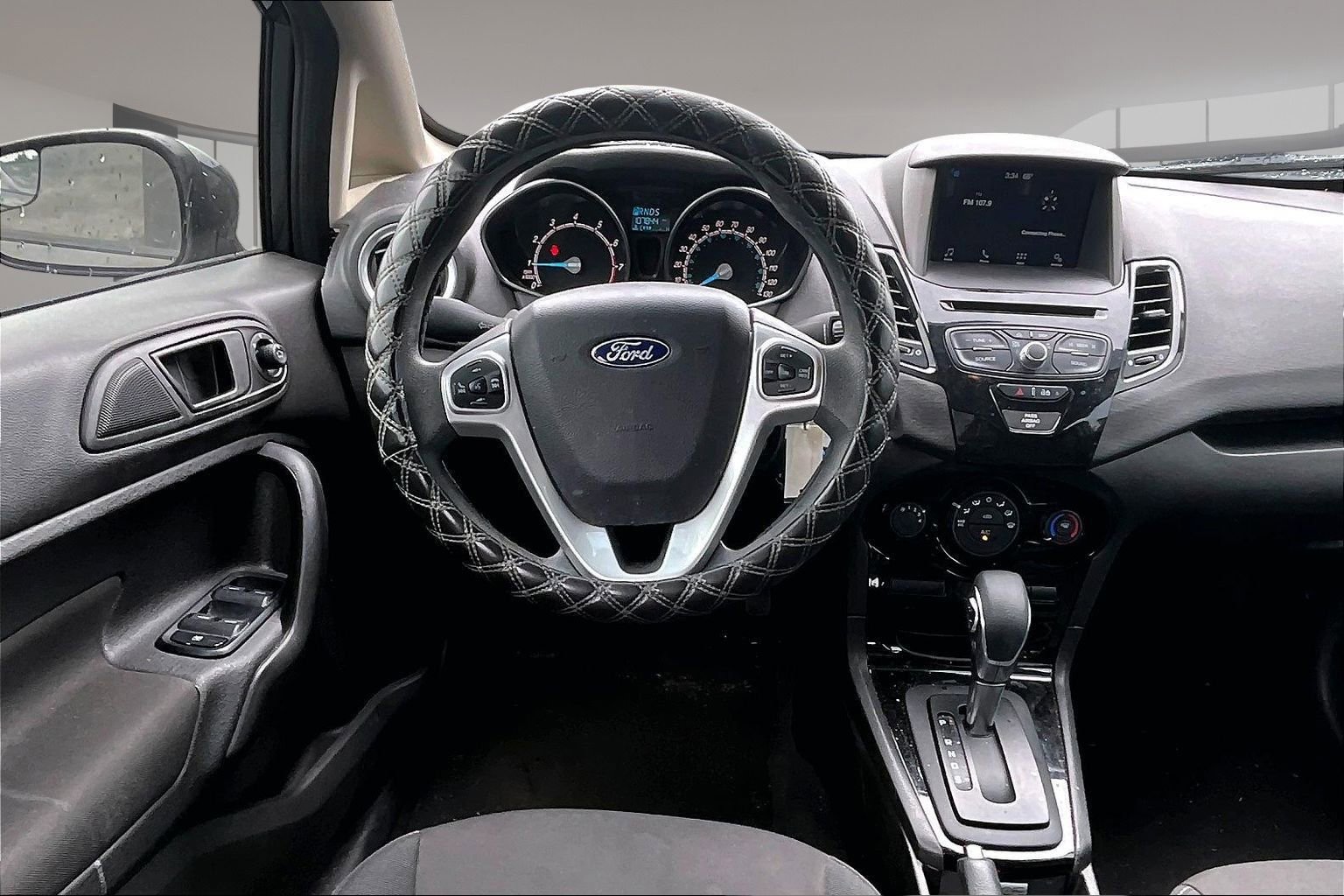Used 2019 Ford Fiesta SE w/ Equipment Group 201A FWD image 8