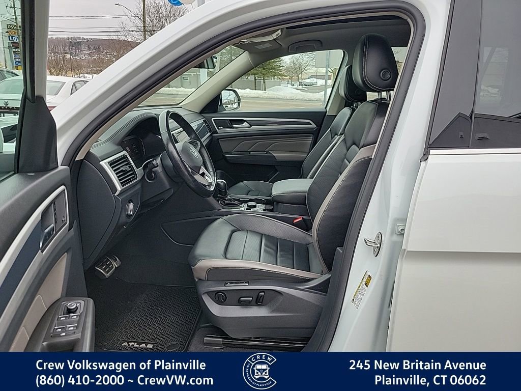 Used 2022 Volkswagen Atlas SEL Premium image 13